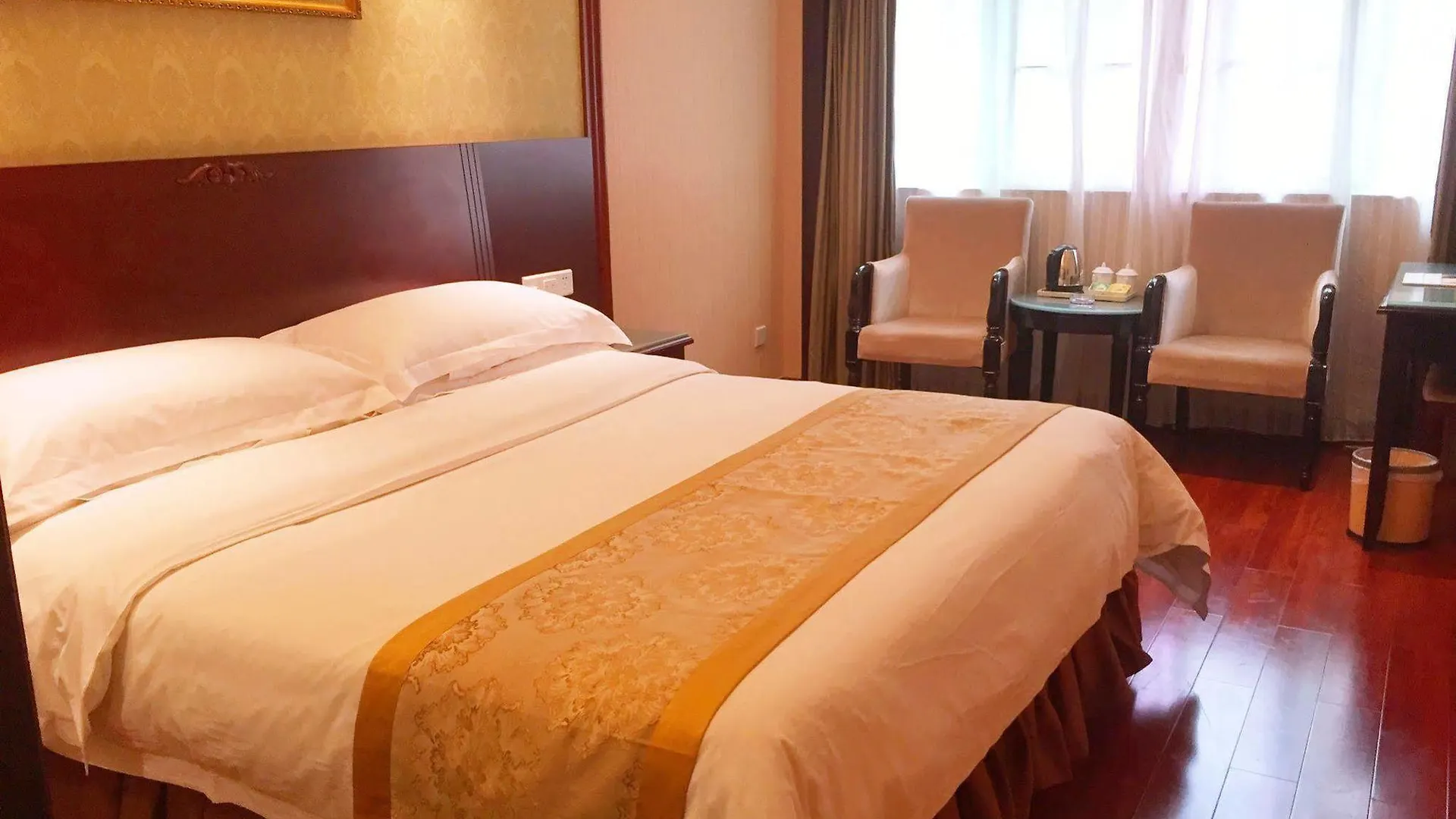 Vienna Hotel Airport Branch Shenzhen